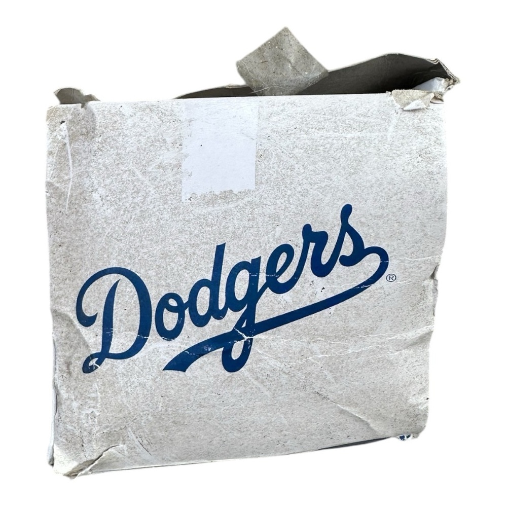 2014 Hello Kitty x Dodgers Bobble head DS - Picture 12 of 13